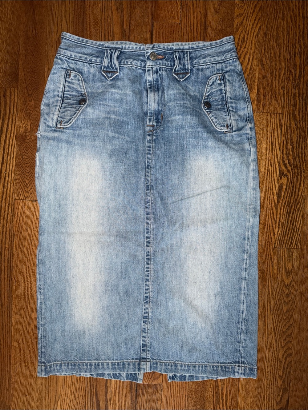 Vintage Y2K/90s Light Blue Straight Leg Women's Denim Skirt - Classic Low-Rise